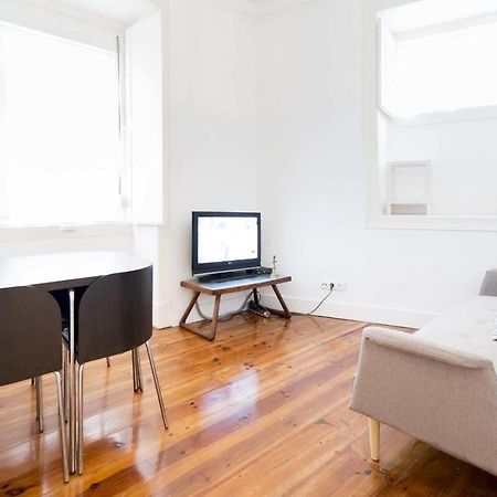 Guestready - Hygge-Style Apartment In Historical Graca Лиссабон Экстерьер фото