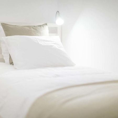 Guestready - Hygge-Style Apartment In Historical Graca Лиссабон Экстерьер фото