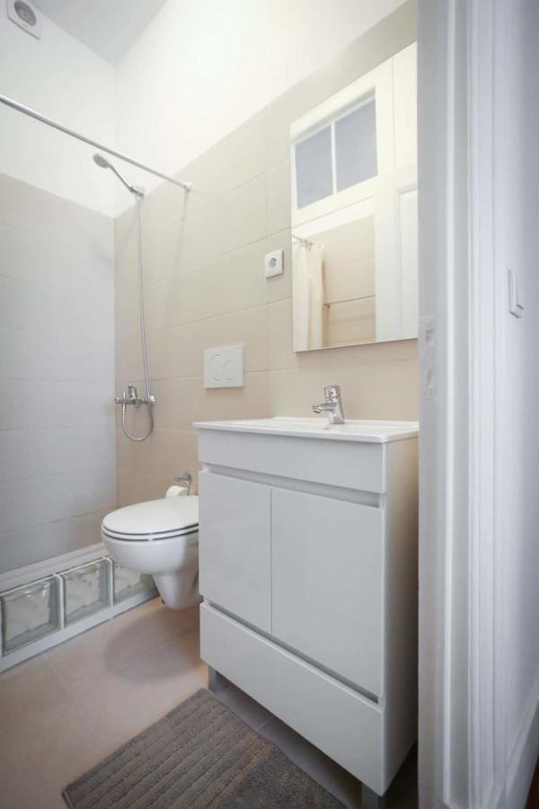 Guestready - Hygge-Style Apartment In Historical Graca Лиссабон Экстерьер фото